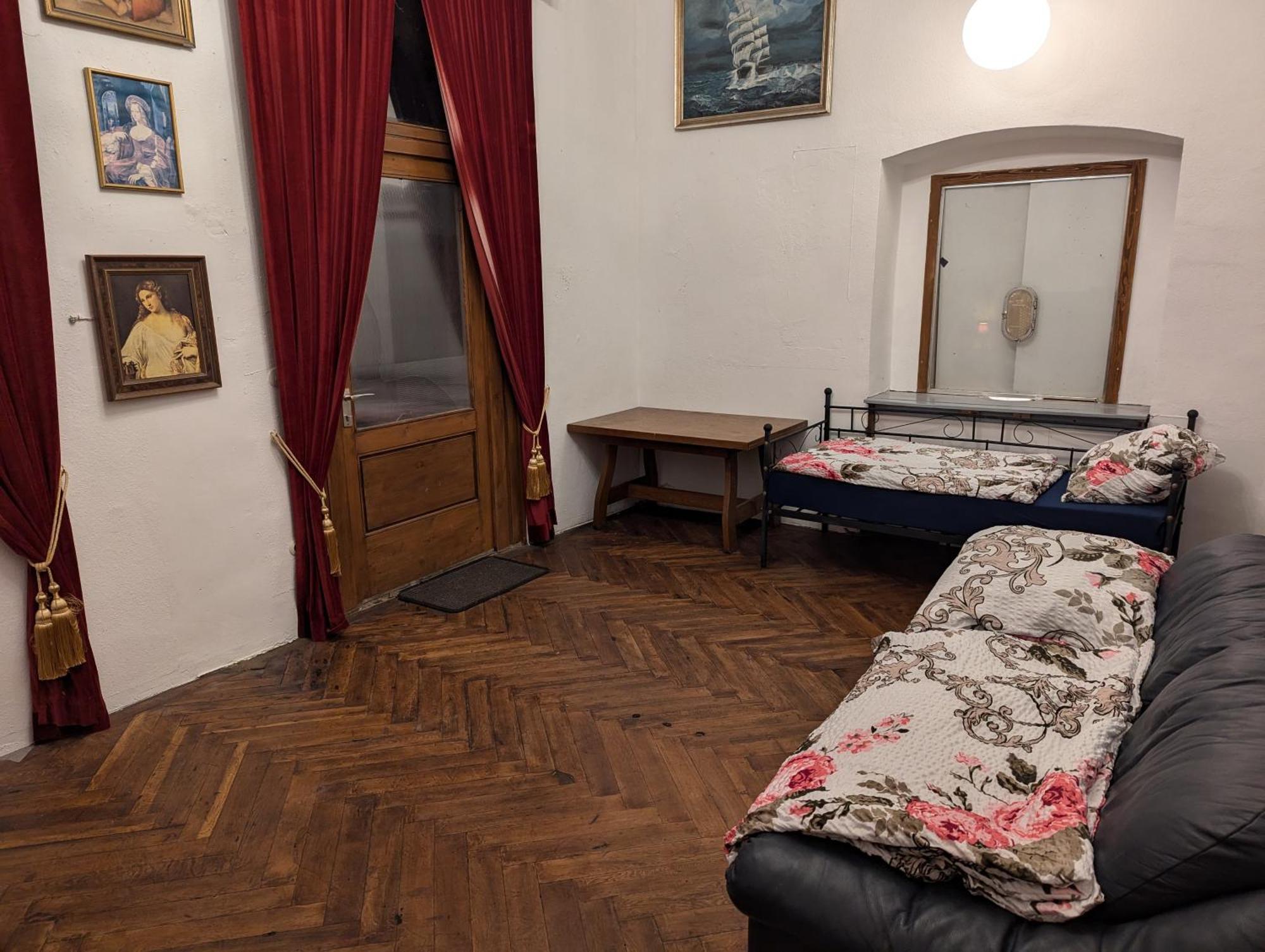 Alte Bahnhofshallen Ридлинген Экстерьер фото